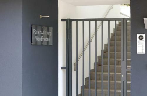 Apartamento Ferienwohnung Waldfrieden