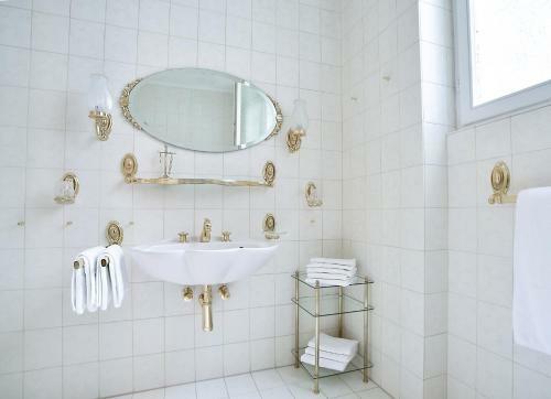 Royal Apartment In Baden-baden's City Centre