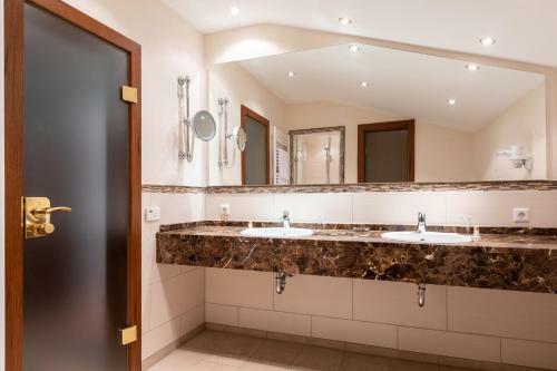 Sackmanns Wanderhotel L�wen