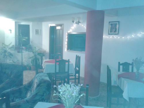 Hostal Pension Piatra Craiului