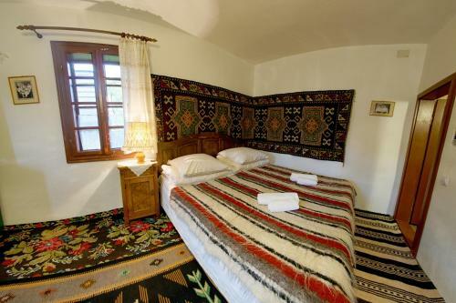 Casa Bunicii Din Bucovina