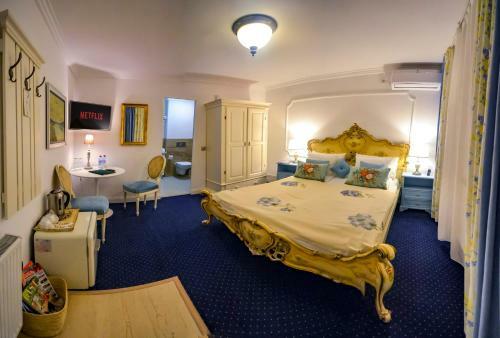 Hostal Vila Sarada