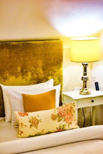 Hostal Vila Sarada