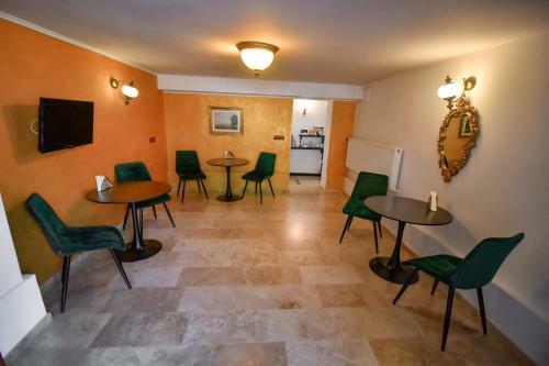 Hostal Vila Sarada