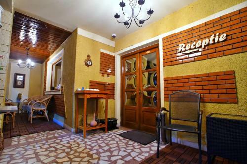 Hostal Vila Sarada