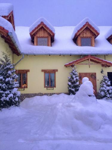 Hostal Casa Bunicilor
