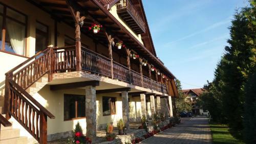 Hostal Pensiunea Roua Muntilor
