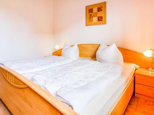 Spacious Apartment In Beckerwitz With Garden