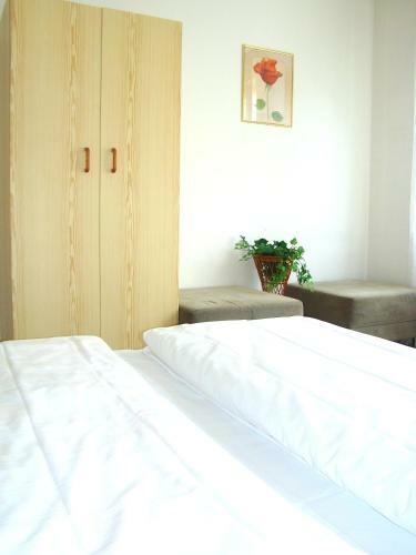 Apartment Near Brandenburg Gate