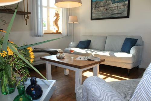 Ferienhaus Direkt Am Wasser Born F