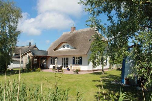 Ferienhaus Direkt Am Wasser Born F