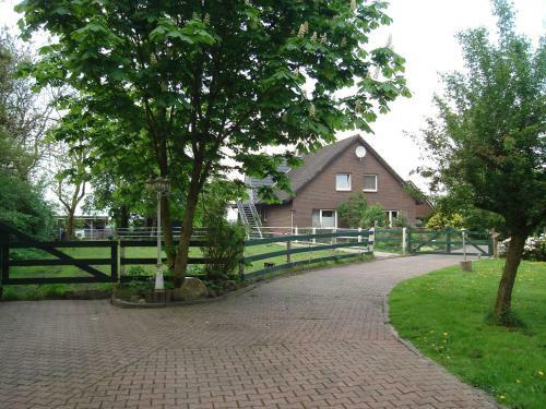 Little Farm House, 25164