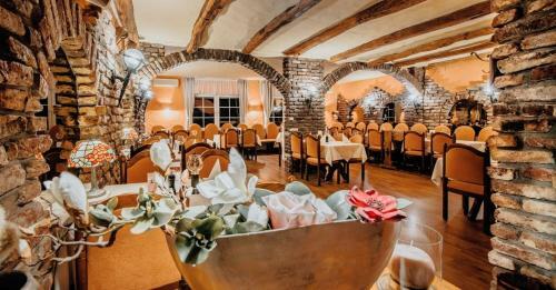 Hotel Restaurant Adria Stuben Br�hl