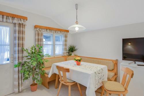 Apartamento Ferienwohnung Wennesz 2