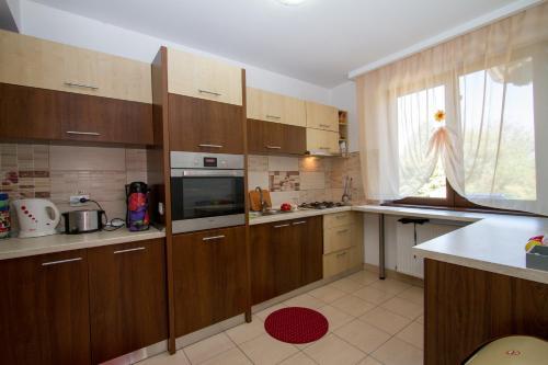 Hostal Pensiunea Royal Garden