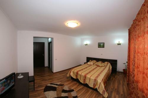 Hostal Pensiunea Casa Zarnesteana