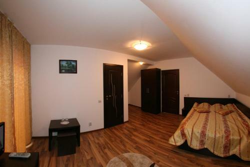 Hostal Pensiunea Casa Zarnesteana