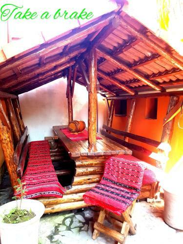Hostal Pensiunea Casa Zarnesteana