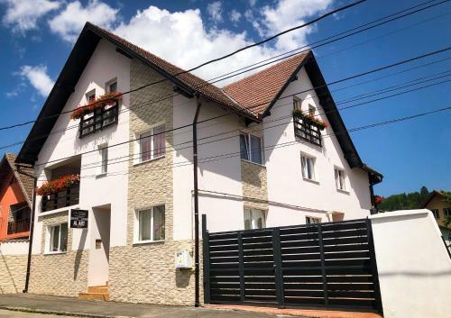 Hostal Pensiunea Aliart