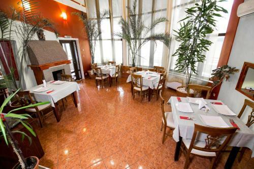 Hostal Pensiunea Crystal