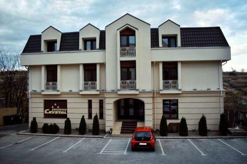 Hostal Pensiunea Crystal