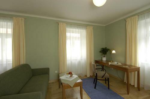 Hostal Pension Kriva