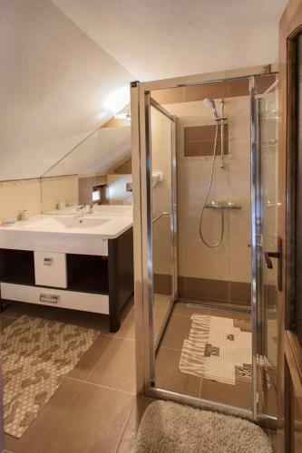 Hostal Pensiunea Cretuca