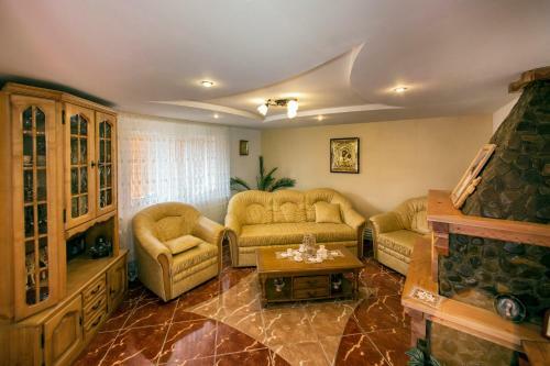 Hostal Pensiunea Cretuca