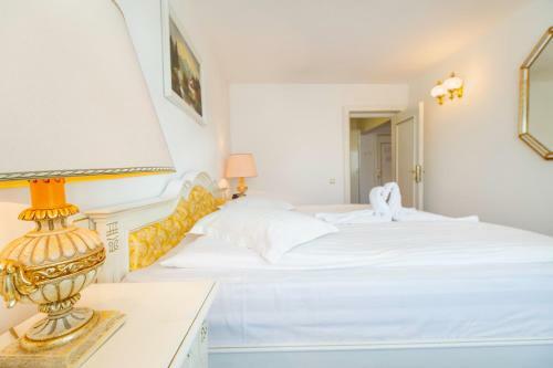Hotel Cetate Imparatul Romanilor
