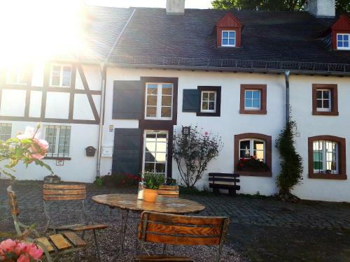 Ferienhaus Eifelsch�tzchen Am Kronenburger See