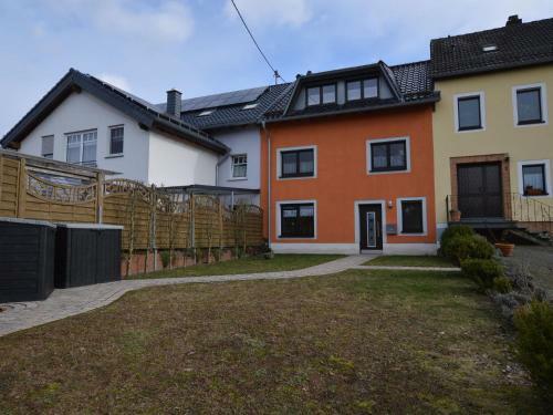 Modern Apartment In Eifel Near Forest