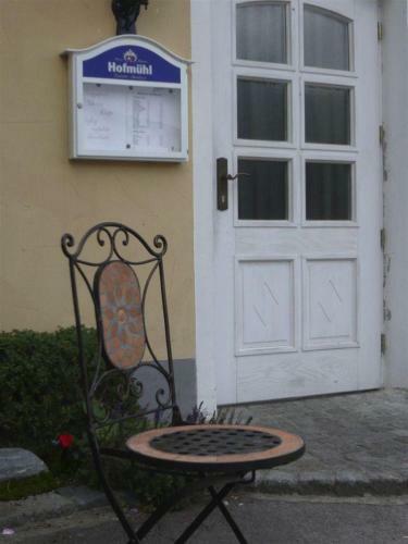 Hostal Altm�hlklause
