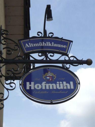 Hostal Altm�hlklause