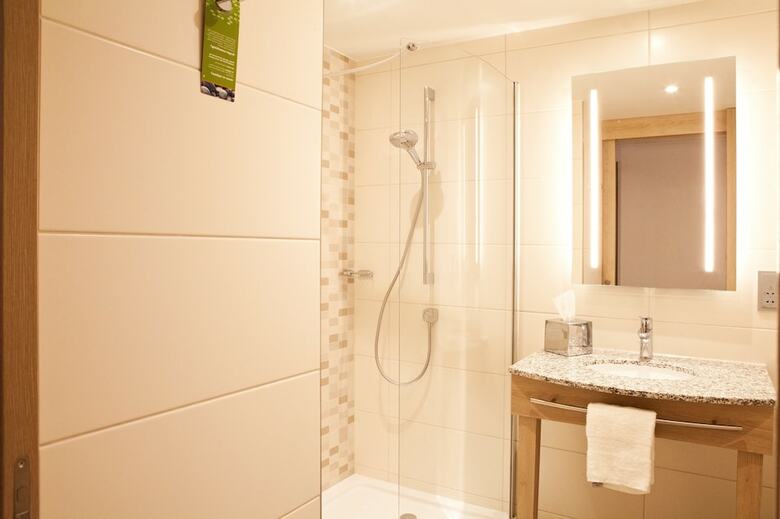 Hotel Hampton By Hilton Dortmund Phoenix See