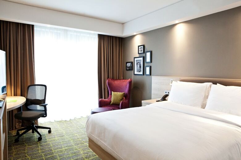 Hotel Hampton By Hilton Dortmund Phoenix See