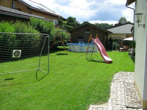 Spacious Apartment In Drachselsried With Sauna And Garden