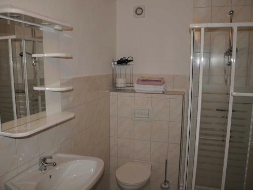 Spacious Apartment In Drachselsried With Sauna And Garden