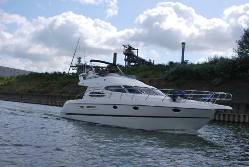 Rhein Yacht Lexa