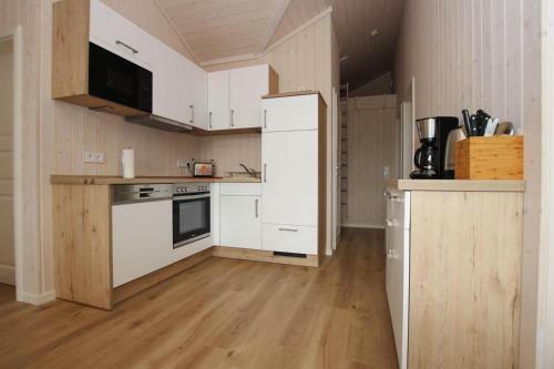 Holiday Home Larsson Am D�mmer See D�mmer - Dms01101d-f