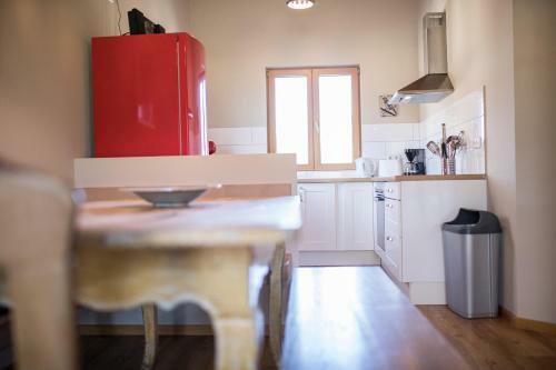 Haus Am Kreuzeck Meadow Chalet