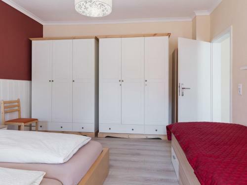 Elegant Apartment With Garden In Gingst
