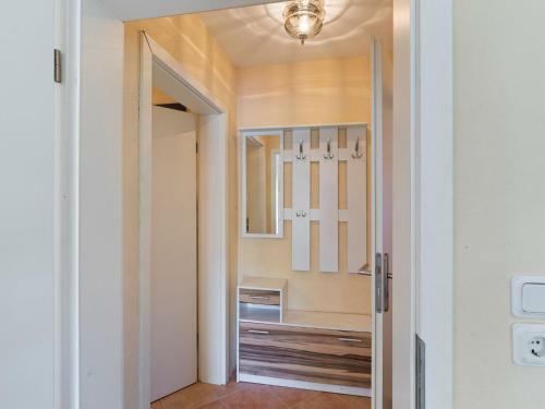 Elegant Apartment With Garden In Gingst