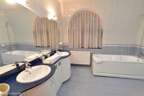 Hostal Crama Haiducilor