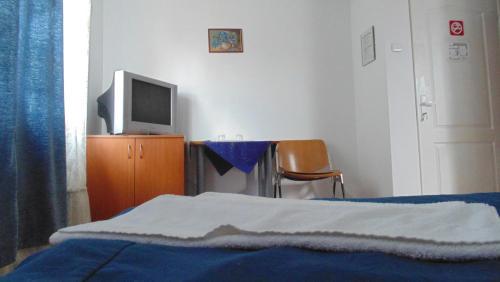 Hostal Pensiunea Mioval