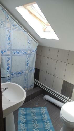 Hostal Pensiunea Mioval