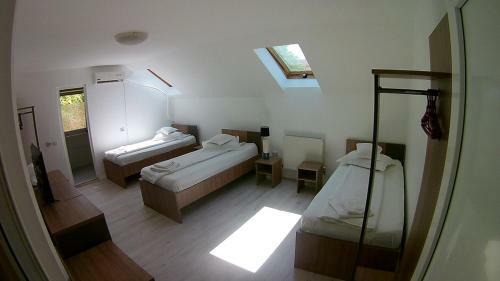 Hostal Pension Paris