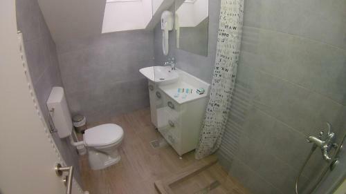 Hostal Pension Paris