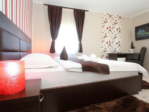 Hostal Pension Mora