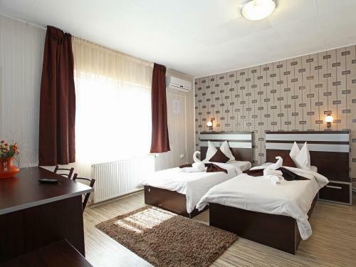 Hostal Pension Mora