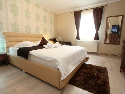 Hostal Pension Mora
